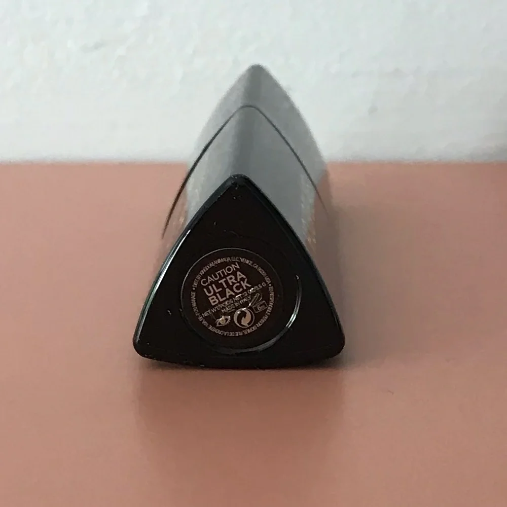 ⭐️⭐️ 5/ $25 ⭐️⭐️ Hourglass “Caution” Mascara Mini - Ultra Black